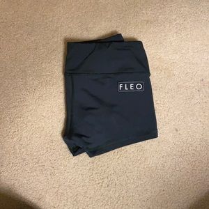 Fleo forest green booty shorts OG